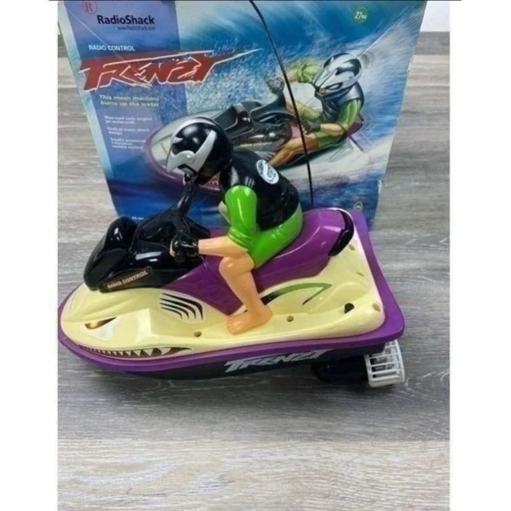 Radio Shack Radio Control‎ Frenzy Jet Ski Battery Operated /Tested Works Great